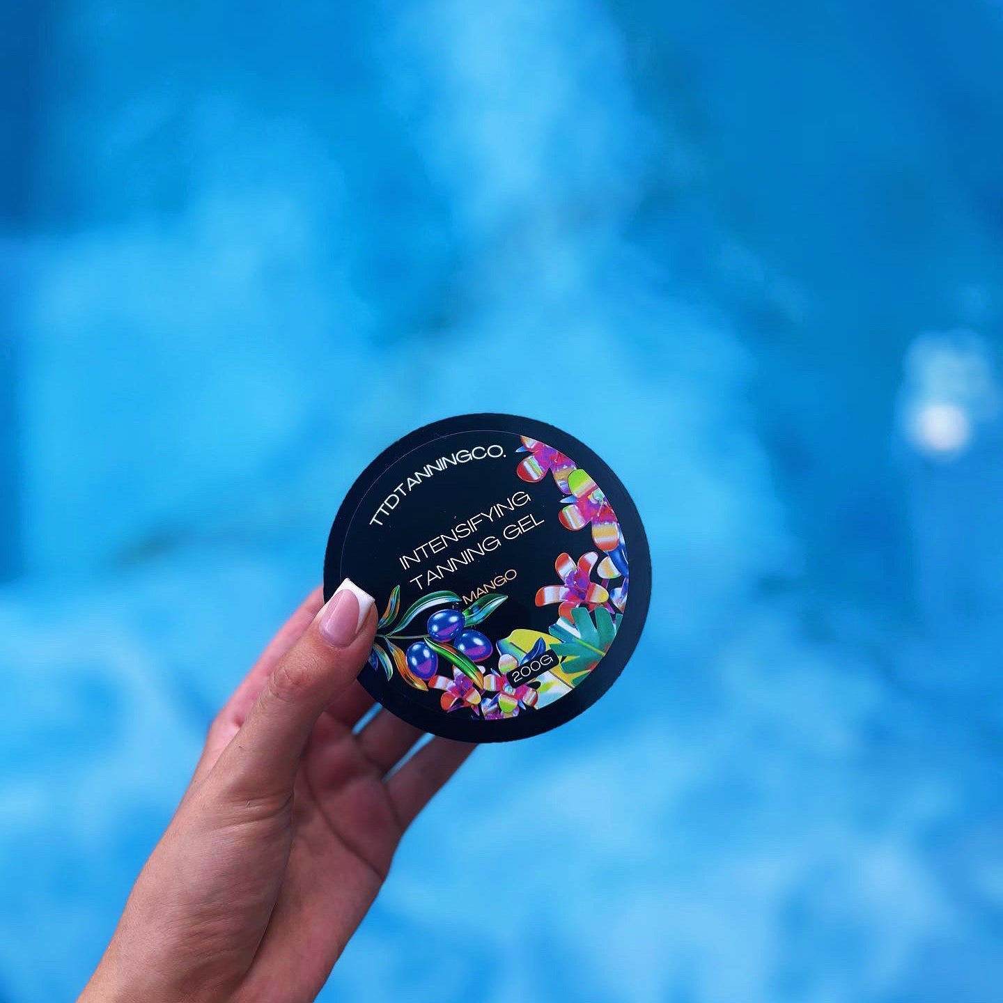 INTENSIFYING TANNING GEL